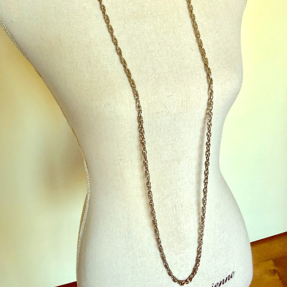 Vintage extra long chain with clasp
